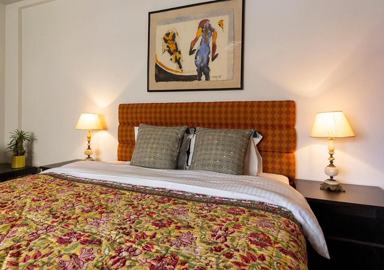 Neelam Bed & Breakfast Calcutta  Esterno foto